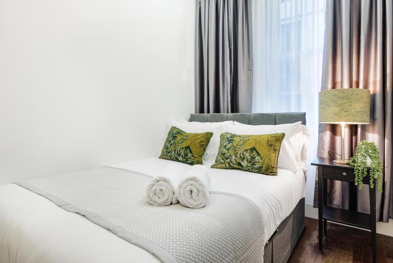 Modern Mayfair Apartments London Exterior photo