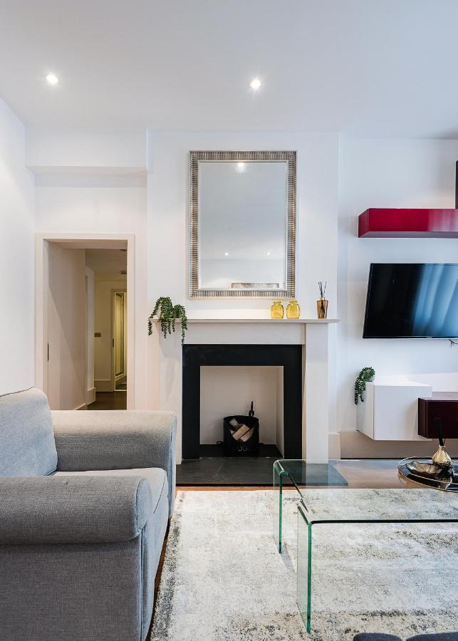 Modern Mayfair Apartments London Exterior photo