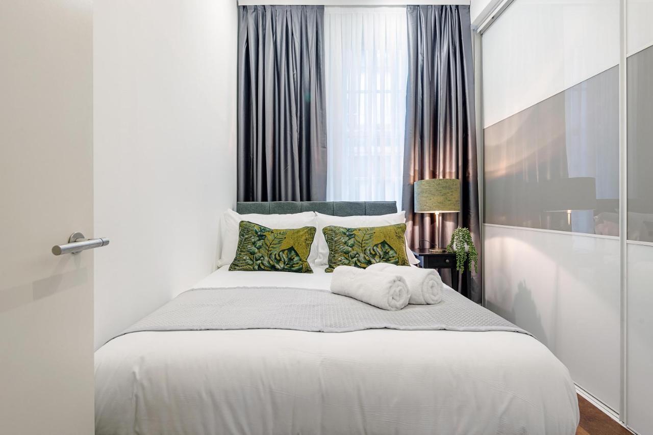 Modern Mayfair Apartments London Exterior photo